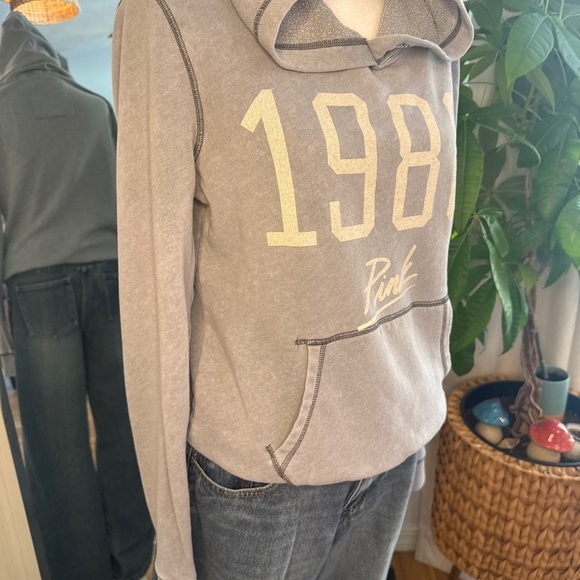 Victoria's Secret Pink hoodie - Picture 2 of 7